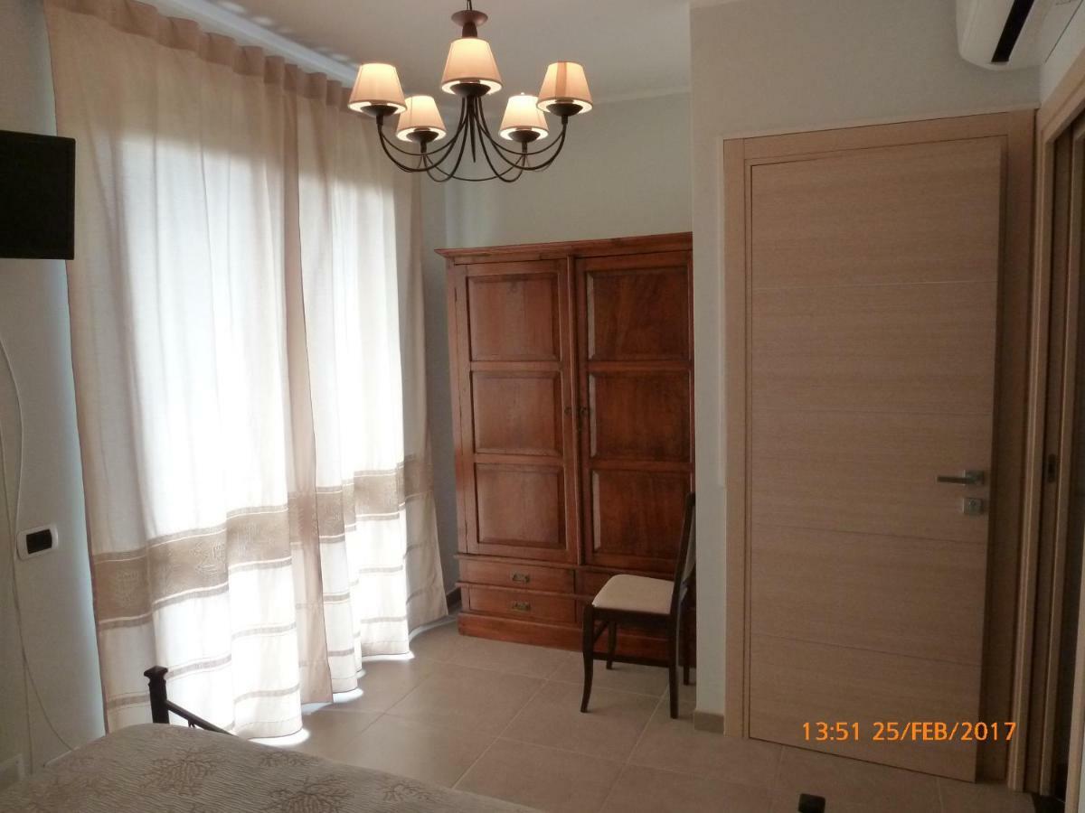 Emozioni D'Estate Panzió Pula Kültér fotó